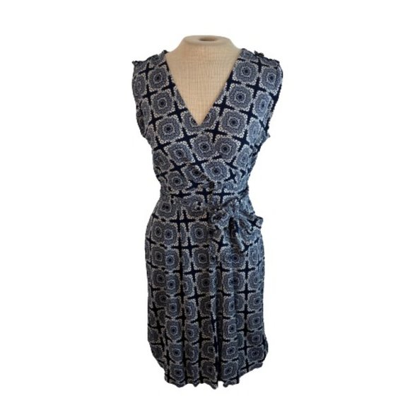 Banana Republic Dresses & Skirts - Banana Republic Mini Dress Blue White Waist Tie